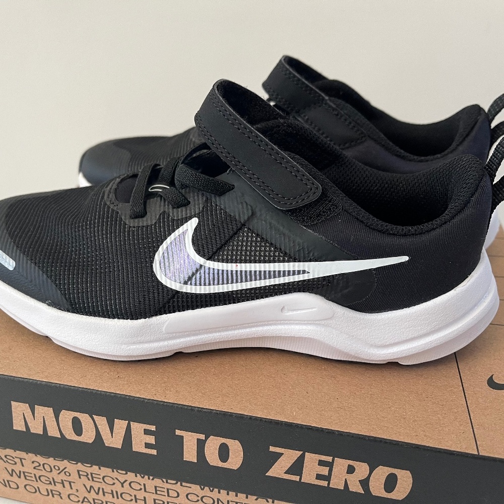 NEW! Boys Nike Downshifter size 13.5